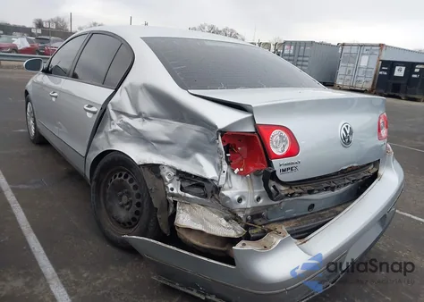 2007 Volkswagen Passat z USA, uszkodzony, nr VIN WVWJK93C87P108604